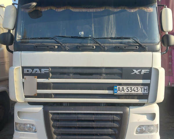 Белый Даф XF 105, объемом двигателя 12.9 л и пробегом 860 тыс. км за 17500 $, фото 1 на Automoto.ua