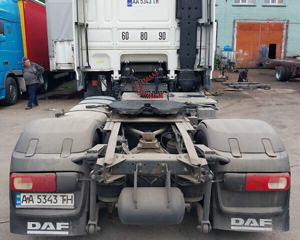 Белый Даф XF 105, объемом двигателя 12.9 л и пробегом 860 тыс. км за 17500 $, фото 5 на Automoto.ua