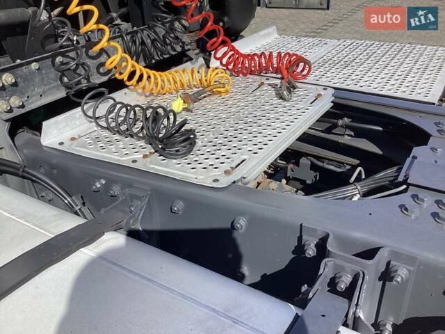 Белый Даф XF 105, объемом двигателя 12.9 л и пробегом 100 тыс. км за 15500 $, фото 17 на Automoto.ua