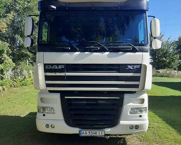 Білий Даф XF 105, об'ємом двигуна 12.9 л та пробігом 805 тис. км за 12500 $, фото 1 на Automoto.ua