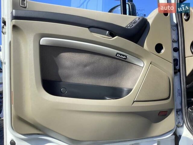 Белый Даф XF 105, объемом двигателя 12.9 л и пробегом 100 тыс. км за 16500 $, фото 12 на Automoto.ua