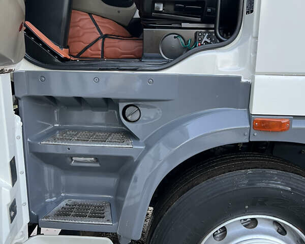 Даф XF 105 2012 в Черкассах на Automoto.ua Белый Даф XF 105, объемом двигателя 12.9 л и пробегом 120 тыс. км за 12500 $, фото 32 на Automoto.ua