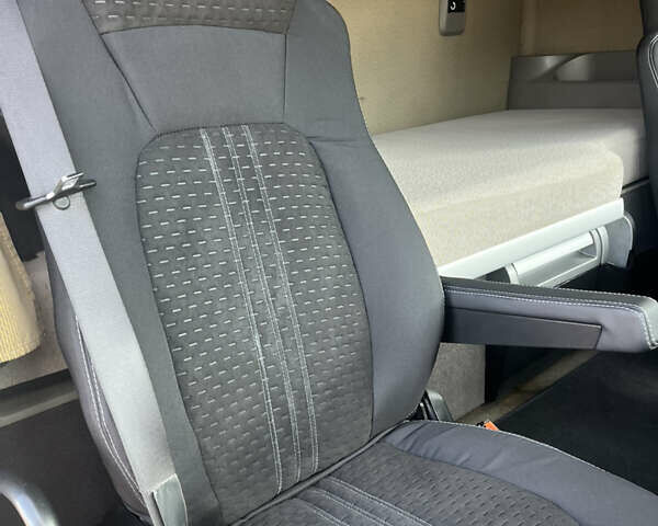 Белый Даф XF 105, объемом двигателя 12.9 л и пробегом 999 тыс. км за 10699 $, фото 41 на Automoto.ua