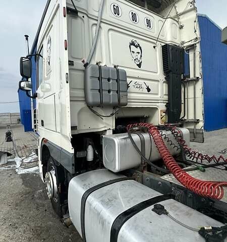 Белый Даф XF 105, объемом двигателя 12.9 л и пробегом 950 тыс. км за 15900 $, фото 2 на Automoto.ua