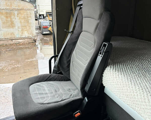 Белый Даф XF 105, объемом двигателя 12.9 л и пробегом 950 тыс. км за 12500 $, фото 21 на Automoto.ua