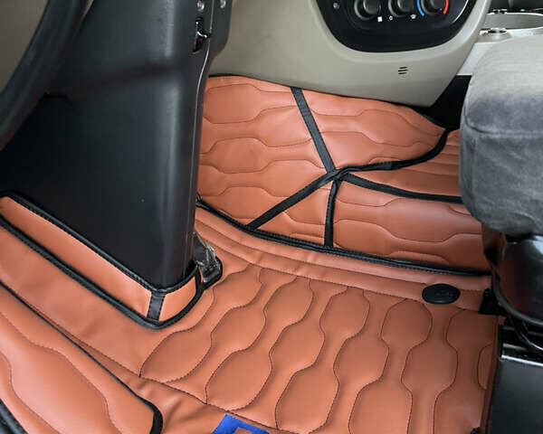 Даф XF 105 2012 в Черкассах на Automoto.ua Белый Даф XF 105, объемом двигателя 12.9 л и пробегом 120 тыс. км за 12500 $, фото 33 на Automoto.ua