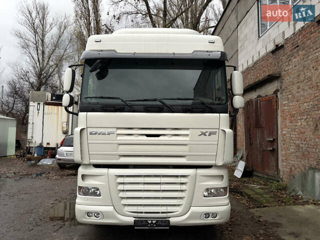 Белый Даф XF 105, объемом двигателя 12.9 л и пробегом 950 тыс. км за 12500 $, фото 4 на Automoto.ua