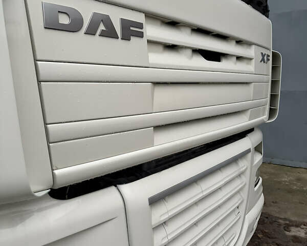 Белый Даф XF 105, объемом двигателя 12.9 л и пробегом 950 тыс. км за 12500 $, фото 16 на Automoto.ua