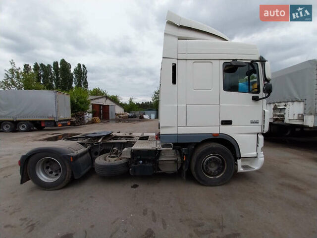 Белый Даф XF 105, объемом двигателя 12.9 л и пробегом 860 тыс. км за 17500 $, фото 6 на Automoto.ua