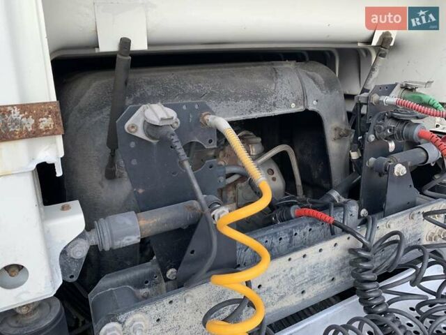 Білий Даф XF 105, об'ємом двигуна 12.5 л та пробігом 900 тис. км за 18700 $, фото 24 на Automoto.ua