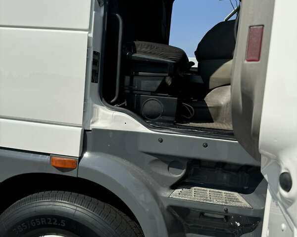 Білий Даф XF 105, об'ємом двигуна 12.9 л та пробігом 1 тис. км за 15600 $, фото 2 на Automoto.ua