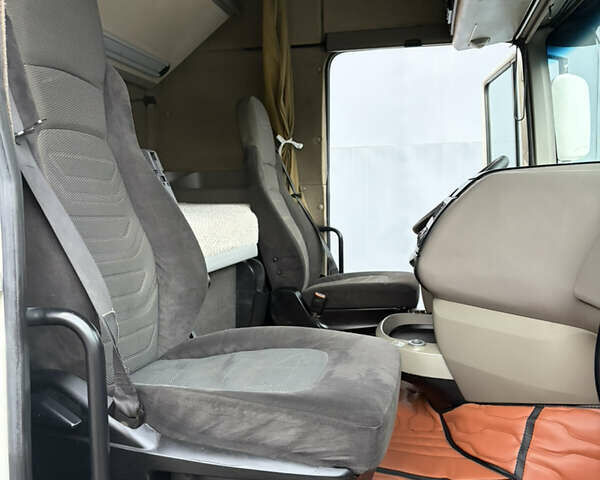 Белый Даф XF 105, объемом двигателя 12.9 л и пробегом 950 тыс. км за 12500 $, фото 30 на Automoto.ua