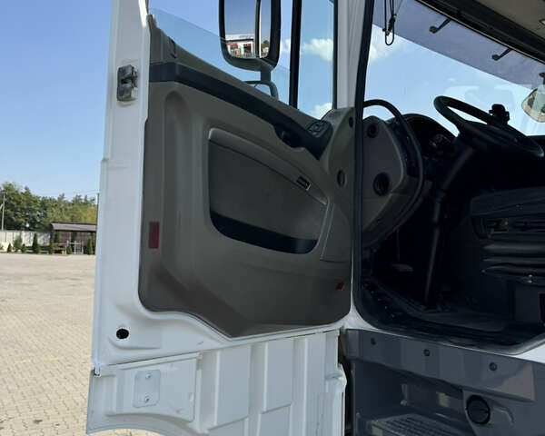 Білий Даф XF 105, об'ємом двигуна 12.9 л та пробігом 1 тис. км за 15600 $, фото 13 на Automoto.ua