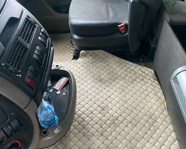 Белый Даф XF 105, объемом двигателя 12.9 л и пробегом 899 тыс. км за 13000 $, фото 11 на Automoto.ua