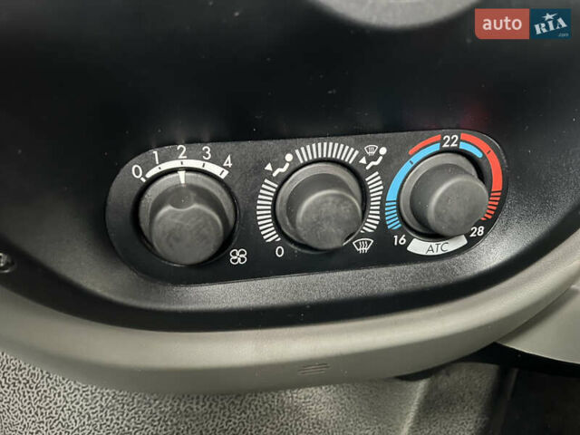 Білий Даф XF 105, об'ємом двигуна 12.9 л та пробігом 960 тис. км за 13300 $, фото 47 на Automoto.ua