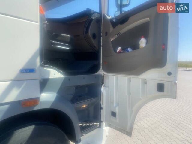 Білий Даф XF 105, об'ємом двигуна 12.9 л та пробігом 956 тис. км за 17500 $, фото 4 на Automoto.ua
