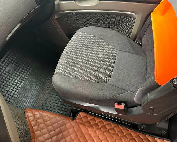 Білий Даф XF 105, об'ємом двигуна 12.9 л та пробігом 870 тис. км за 18700 $, фото 10 на Automoto.ua