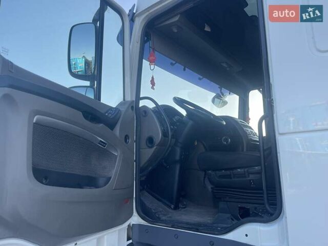 Белый Даф XF 105, объемом двигателя 12.9 л и пробегом 692 тыс. км за 25085 $, фото 5 на Automoto.ua