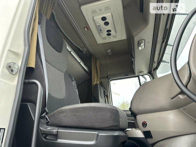 Белый Даф XF 105, объемом двигателя 12.9 л и пробегом 750 тыс. км за 24998 $, фото 16 на Automoto.ua