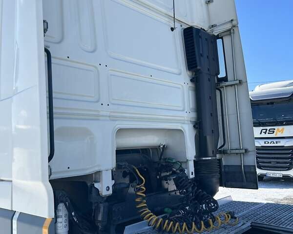 Белый Даф XF 105, объемом двигателя 12.9 л и пробегом 1 тыс. км за 15500 $, фото 4 на Automoto.ua