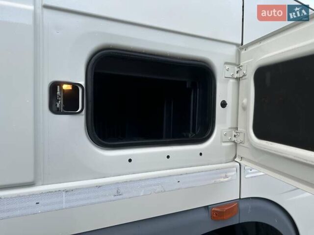 Белый Даф XF 105, объемом двигателя 12.9 л и пробегом 850 тыс. км за 17500 $, фото 34 на Automoto.ua