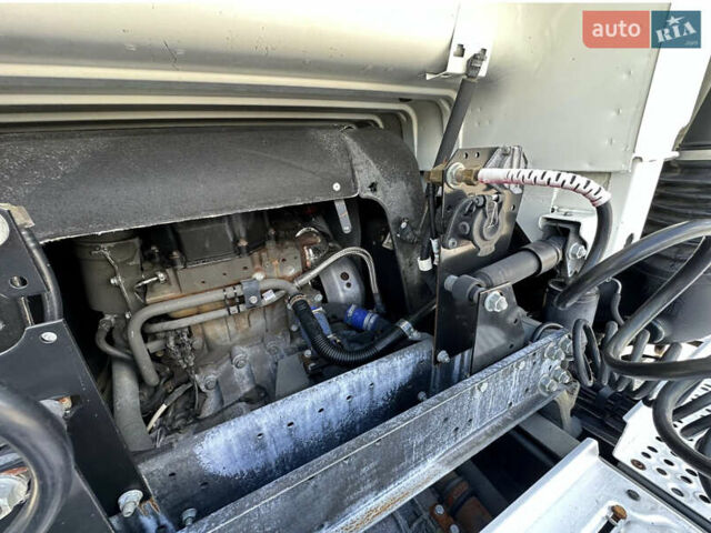 Даф XF 105 2013 у Рівному на Automoto.ua Білий Даф XF 105, об'ємом двигуна 12.9 л та пробігом 846 тис. км за 16500 $, фото 9 на Automoto.ua