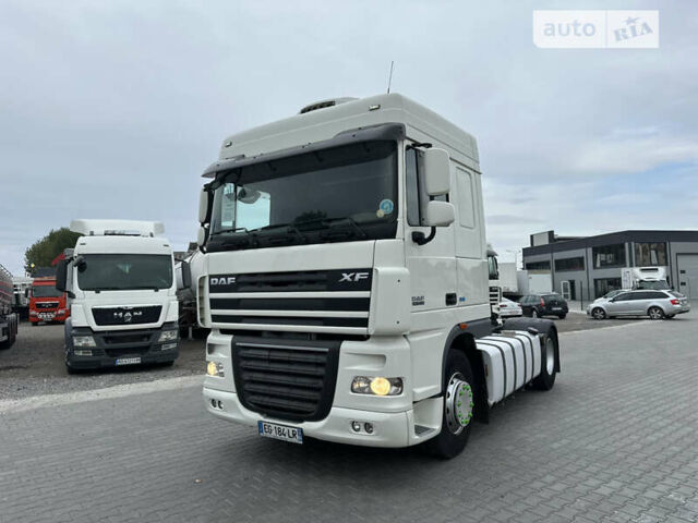 Белый Даф XF 105, объемом двигателя 12.9 л и пробегом 750 тыс. км за 24998 $, фото 1 на Automoto.ua