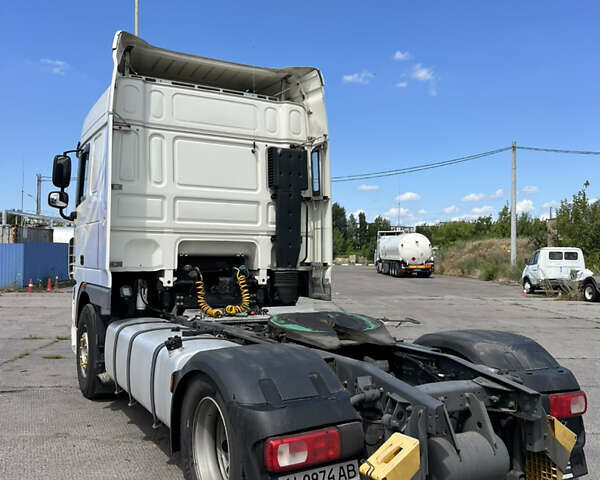 Белый Даф XF 105, объемом двигателя 12.6 л и пробегом 780 тыс. км за 20000 $, фото 4 на Automoto.ua