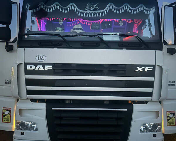 Белый Даф XF 105, объемом двигателя 12.9 л и пробегом 45 тыс. км за 21000 $, фото 17 на Automoto.ua