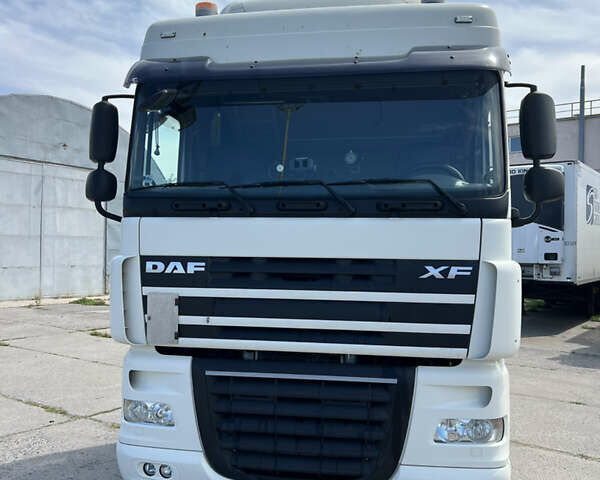 Белый Даф XF 105, объемом двигателя 12.6 л и пробегом 780 тыс. км за 20000 $, фото 8 на Automoto.ua