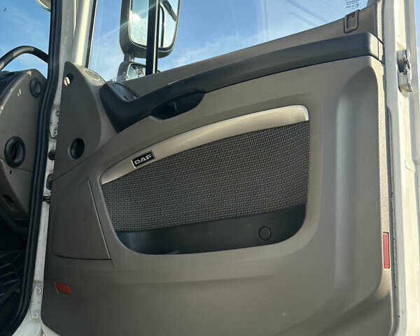 Белый Даф XF 105, объемом двигателя 12.9 л и пробегом 1 тыс. км за 18076 $, фото 22 на Automoto.ua