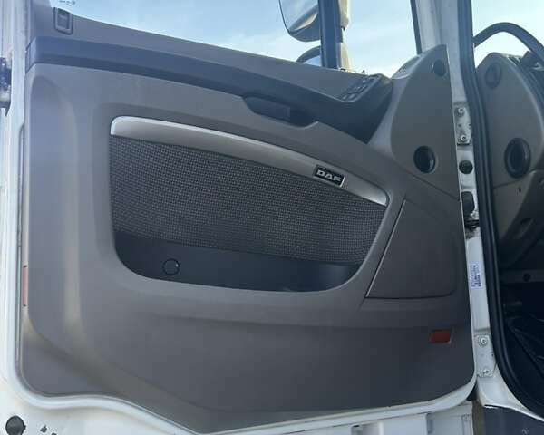 Белый Даф XF 105, объемом двигателя 12.9 л и пробегом 1 тыс. км за 18386 $, фото 9 на Automoto.ua