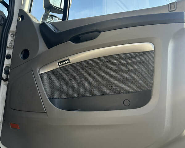 Белый Даф XF 105, объемом двигателя 12.9 л и пробегом 1 тыс. км за 18386 $, фото 26 на Automoto.ua