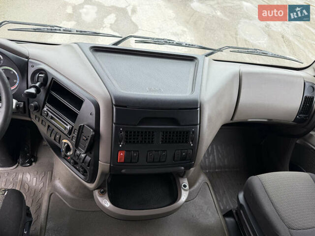 Белый Даф XF 105, объемом двигателя 12.5 л и пробегом 720 тыс. км за 17900 $, фото 17 на Automoto.ua