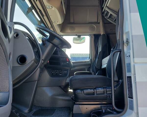 Белый Даф XF 105, объемом двигателя 12.9 л и пробегом 560 тыс. км за 29909 $, фото 14 на Automoto.ua