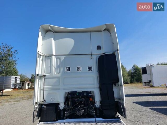 Белый Даф XF 105, объемом двигателя 12.9 л и пробегом 560 тыс. км за 29909 $, фото 7 на Automoto.ua