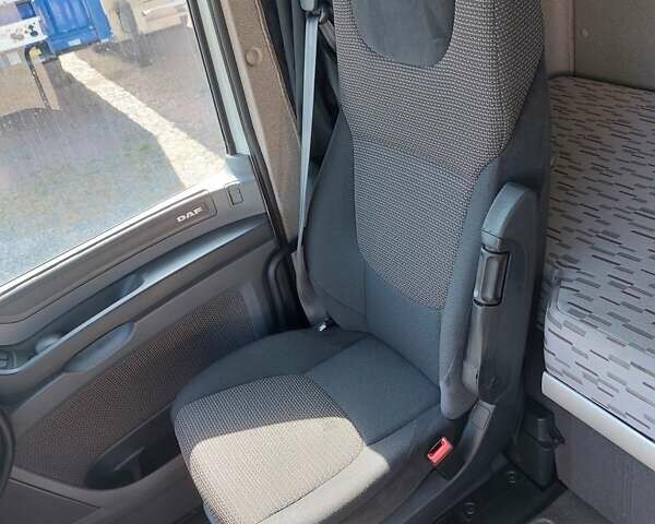 Белый Даф XF 105, объемом двигателя 12.9 л и пробегом 560 тыс. км за 29909 $, фото 23 на Automoto.ua