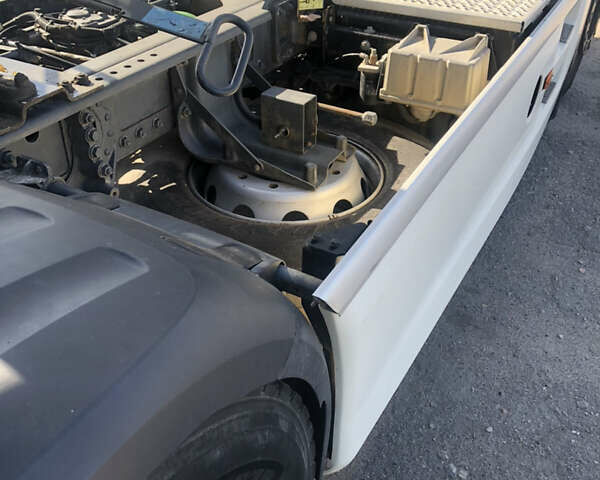 Бежевий Даф XF 105, об'ємом двигуна 0 л та пробігом 956 тис. км за 18800 $, фото 9 на Automoto.ua