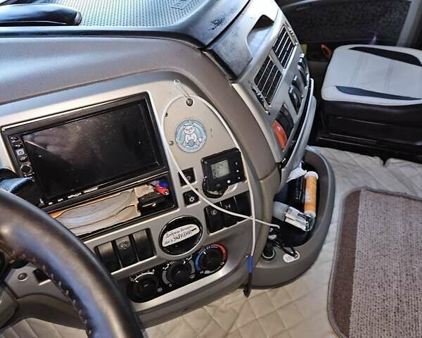 Чорний Даф XF 105, об'ємом двигуна 12.9 л та пробігом 1 тис. км за 12000 $, фото 4 на Automoto.ua