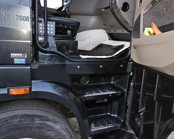 Чорний Даф XF 105, об'ємом двигуна 12.9 л та пробігом 1 тис. км за 12000 $, фото 2 на Automoto.ua