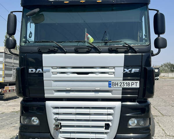 Черный Даф XF 105, объемом двигателя 12.9 л и пробегом 1 тыс. км за 13000 $, фото 1 на Automoto.ua