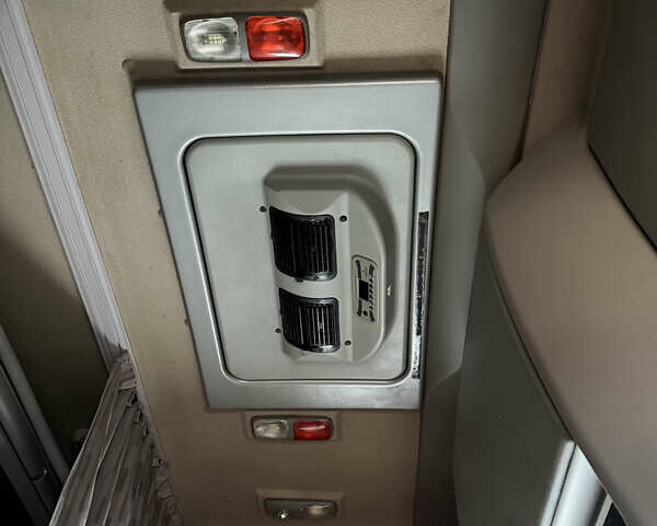 Даф XF 105 2011 у Корсунь-Шевченковском на Automoto.ua Чорний Даф XF 105, об'ємом двигуна 12.9 л та пробігом 1 тис. км за 9000 $, фото 14 на Automoto.ua