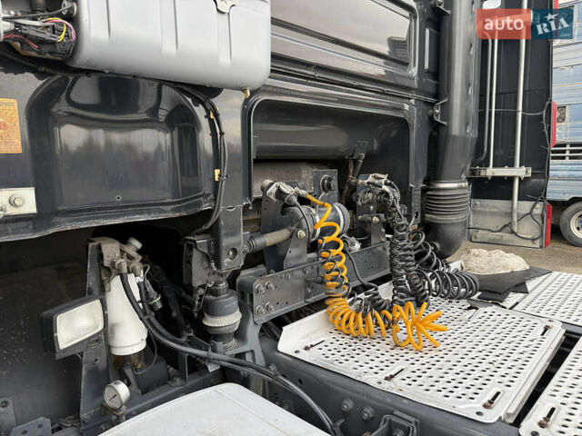 Даф XF 105 2011 у Корсунь-Шевченковском на Automoto.ua Чорний Даф XF 105, об'ємом двигуна 12.9 л та пробігом 1 тис. км за 9000 $, фото 10 на Automoto.ua