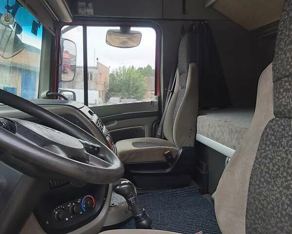 Червоний Даф XF 105, об'ємом двигуна 12.9 л та пробігом 999 тис. км за 11000 $, фото 5 на Automoto.ua
