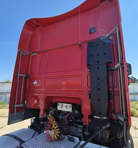 Червоний Даф XF 105, об'ємом двигуна 12.9 л та пробігом 975 тис. км за 22500 $, фото 3 на Automoto.ua