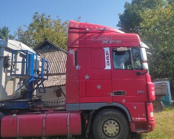 Красный Даф XF 105, объемом двигателя 12.9 л и пробегом 1 тыс. км за 12500 $, фото 3 на Automoto.ua