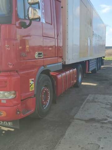 Червоний Даф XF 105, об'ємом двигуна 12.9 л та пробігом 1 тис. км за 13000 $, фото 3 на Automoto.ua