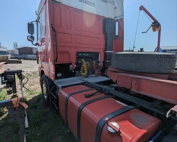 Красный Даф XF 105, объемом двигателя 12.9 л и пробегом 1 тыс. км за 7000 $, фото 1 на Automoto.ua