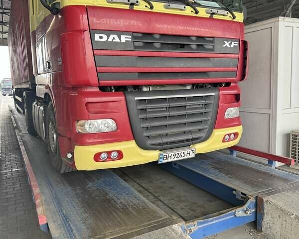 Красный Даф XF 105, объемом двигателя 12.9 л и пробегом 1 тыс. км за 10000 $, фото 2 на Automoto.ua