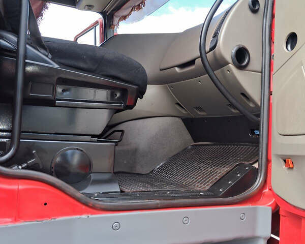 Красный Даф XF 105, объемом двигателя 12.9 л и пробегом 1 тыс. км за 8950 $, фото 27 на Automoto.ua
